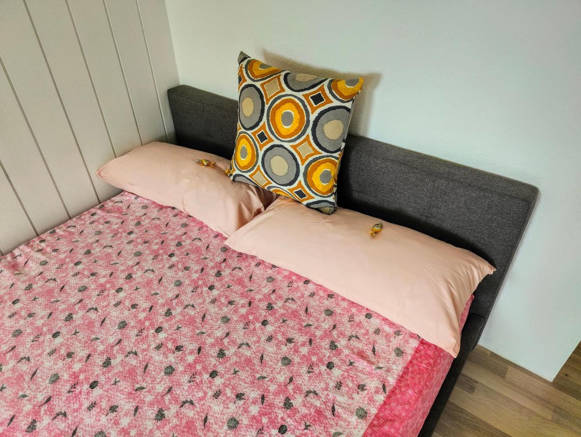 Modern Cozy Apartment, Green Neighborhood, Good Connectivity Duisburg Bagian luar foto